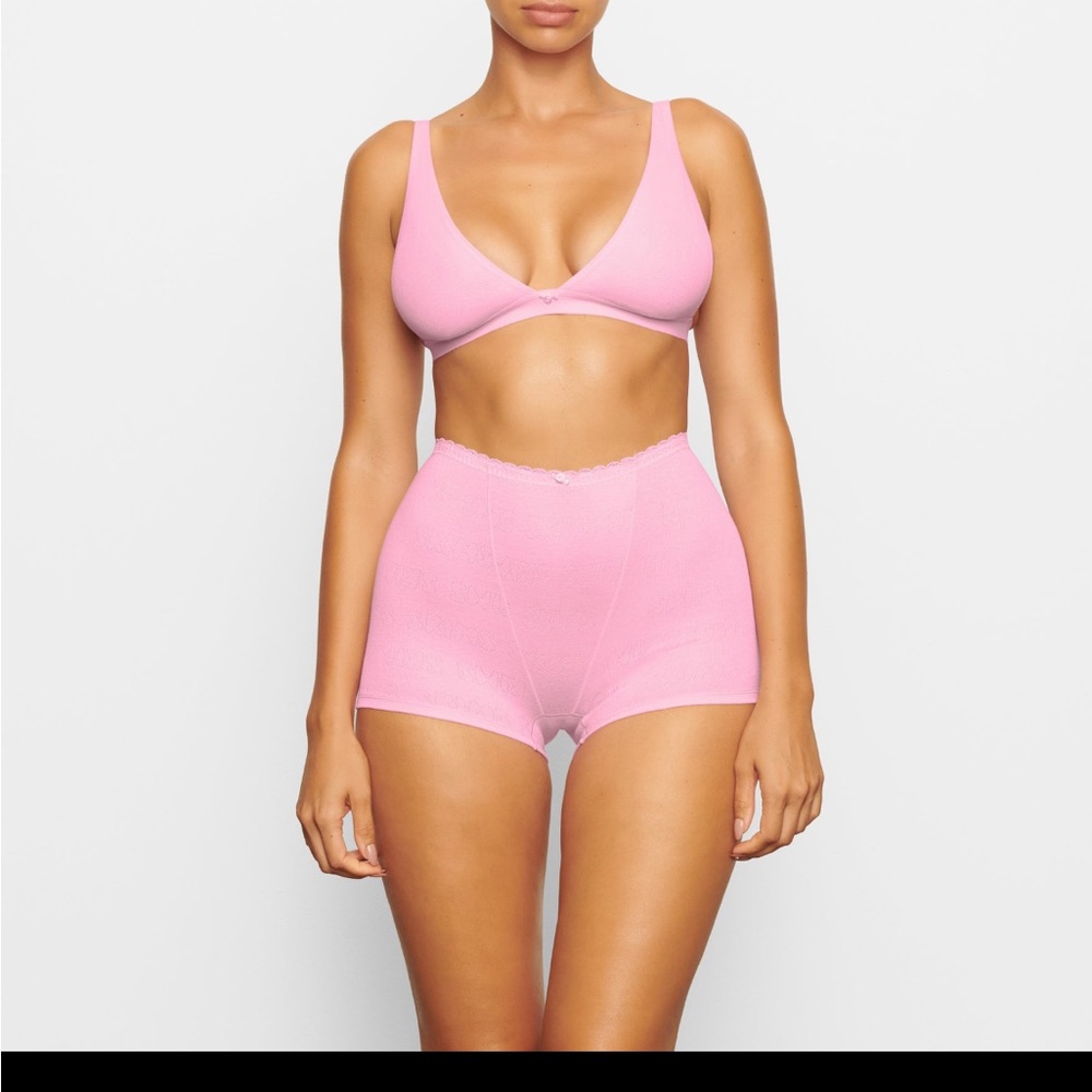 SKIMS Bubblegum Pink Lace Pointelle Shorts - Picture 2 of 3